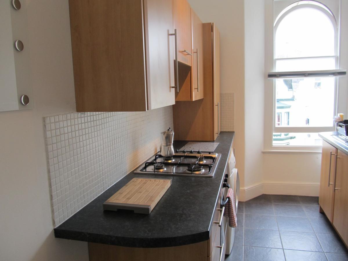 The Beatnik, Victorian Townhouse Apartment With Parking Plymouth Exterior foto